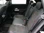 Mercedes-Benz B-klasse 180 Business Solution AMG AMG Line | Night Pakket | Panorama Schuif-Kanteldak | Memory voorstoelen | Achteruitrijcamers. Inclusief 24 maanden MB Certified garantie voor Europa.