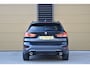 BMW X1 sDrive20i VDL Nedcar Edition * Sportstoelen * Panoramadak * Trekhaak * Face Lift * Head-up *