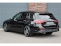 Mercedes-Benz C-klasse Estate 300 e AMG Line | Panoramadak | Memory | Trekhaak | Premium Sfeerverlichting | Camera | Nightpakket | Dodehoekassistent |