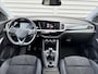 Opel Grandland 1.2 Turbo Ultimate Luxe uitvoering!!| Alcantara bekleding| Camera parkeren voor en Achter | Navigatie| Keyless entry | Stoelverwarming| Stuurverwarming | Apple carplay | Dodehoek detectie | Parkeer sensoren voor en achter!