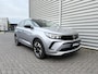 Opel Grandland 1.2 Turbo Ultimate Luxe uitvoering!!| Alcantara bekleding| Camera parkeren voor en Achter | Navigatie| Keyless entry | Stoelverwarming| Stuurverwarming | Apple carplay | Dodehoek detectie | Parkeer sensoren voor en achter!