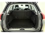 Peugeot 2008 1.2 PureTech Allure | Cruise control | Climate control | Navigatie | Panoromadak | Lichtmetalen velgen 16'' | Bluetooth |