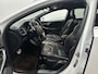 Volvo V40 2.0 T4 Business Sport R-Design - Pano / Navi / Camera / Leder