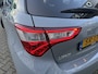 Toyota Yaris 1.5 Hybrid Bi-Tone Plus | Panoramadak | Navi | Cruise Control