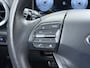Hyundai Kona Electric EV Comfort 64kWh FACELIFT SOH 100% Fase 3 Laden All-Season Banden Navi Ecc Adap.Cruise Camera Krell®-Audio Apple Carplay Android Auto Keyless Subwoofer Led Lmv Rijstrooksensor Forward Collision-Avoidance Bluetooth 1e Eigenaar Origineel Nederlandse Auto