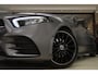 Mercedes-Benz A-klasse 200 AMG-LINE NAP/PANO/HUD/STOELV/CARPLAY/ACC/BOMVOL