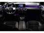 Mercedes-Benz A-klasse 200 AMG-LINE NAP/PANO/HUD/STOELV/CARPLAY/ACC/BOMVOL