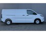 Ford Transit Custom 300 2.0 TDCI L2H1 Trend / Trekhaak / 2740 Kg Trekgewicht / Navigatie via Apple Carplay & Android Auto / Stoel Verwarming / Camera / PDC / Rijstrooksensor met correctie /