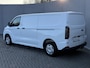 Ford Transit Custom 300 2.0 TDCI L2H1 Trend / Trekhaak / 2740 Kg Trekgewicht / Navigatie via Apple Carplay & Android Auto / Stoel Verwarming / Camera / PDC / Rijstrooksensor met correctie /