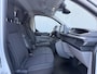 Ford Transit Custom 300 2.0 TDCI L2H1 Trend / Trekhaak / 2740 Kg Trekgewicht / Navigatie via Apple Carplay & Android Auto / Stoel Verwarming / Camera / PDC / Rijstrooksensor met correctie /