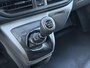 Ford Transit Custom 300 2.0 TDCI L2H1 Trend / Trekhaak / 2740 Kg Trekgewicht / Navigatie via Apple Carplay & Android Auto / Stoel Verwarming / Camera / PDC / Rijstrooksensor met correctie /