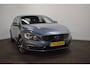 Volvo V60 T2 123pk AUT6 Polar+ Dynamic/ Trekhaak 1500kg/ Leer/ Stoel verw./ Xenon/ Navi