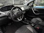 Peugeot 2008 1.2 PureTech Blue Lease Allure GRATIS Afleverpakket! | Stoelverwarming | Panoramadak |