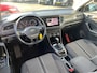 Volkswagen T-Roc 1.5 TSI Sport 150pk DSG/AUTO | Trekhaak | Panorama dak | Dodehoekdetectie  | Navigatie | Adaptief cruise control | Camera achter | Stoelverwarming | 17|"LMV"