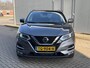 Nissan Qashqai 1.2 Tekna + / Trekhaak / Distributieketting Vervangen 5-2024 / Stoelverwarming / Panoramadak / Voorruitverwarming / Navigatie / Cruise Control /All Season Banden