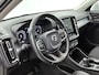 Volvo XC40 1.5 T3 Momentum Pro 163 PK | Automaat | Elektrisch Panoramadak | Elektrische Stoelen met geheugen | Harman Kardon | Stoelverwarming | Cruise Control Adaptief | Stuurwiel Verwarmd |