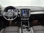 Volvo XC40 1.5 T3 Momentum Pro 163 PK | Automaat | Elektrisch Panoramadak | Elektrische Stoelen met geheugen | Harman Kardon | Stoelverwarming | Cruise Control Adaptief | Stuurwiel Verwarmd |