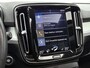 Volvo XC40 1.5 T3 Momentum Pro 163 PK | Automaat | Elektrisch Panoramadak | Elektrische Stoelen met geheugen | Harman Kardon | Stoelverwarming | Cruise Control Adaptief | Stuurwiel Verwarmd |