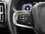 Volvo XC40 1.5 T3 Momentum Pro 163 PK | Automaat | Elektrisch Panoramadak | Elektrische Stoelen met geheugen | Harman Kardon | Stoelverwarming | Cruise Control Adaptief | Stuurwiel Verwarmd |
