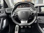 Peugeot 308 110 Pk Benzine * Sportief * 5-Deurs Style uitvoering * Navigatie * Cruise Control * Parkeersensoren * 16" L.M. Velgen * DAB Radio * NAP Kilometerpas * Vingerhoets; Vierde Generatie Eersteklas Service. Al meer dan 100 jaar een begrip in de Brabantse Kempen,