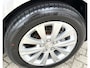 Peugeot 308 110 Pk Benzine * Sportief * 5-Deurs Style uitvoering * Navigatie * Cruise Control * Parkeersensoren * 16" L.M. Velgen * DAB Radio * NAP Kilometerpas * Vingerhoets; Vierde Generatie Eersteklas Service. Al meer dan 100 jaar een begrip in de Brabantse Kempen,