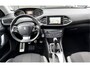 Peugeot 308 110 Pk Benzine * Sportief * 5-Deurs Style uitvoering * Navigatie * Cruise Control * Parkeersensoren * 16" L.M. Velgen * DAB Radio * NAP Kilometerpas * Vingerhoets; Vierde Generatie Eersteklas Service. Al meer dan 100 jaar een begrip in de Brabantse Kempen,