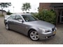 BMW 5-Serie 530i High Executive Sedan Autom Leder Sportst Stoelverw Navi Clima Xenon Cruise 2x PDC LMV Trekh ENZ NL Auto.