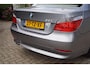 BMW 5-Serie 530i High Executive Sedan Autom Leder Sportst Stoelverw Navi Clima Xenon Cruise 2x PDC LMV Trekh ENZ NL Auto.
