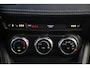 Mazda 2 1.5 Skyactiv-G Luxury Navigatie Achteruitrijcamera 16 inch LMV Stuur & Stoelverwarming LED Head Up Display