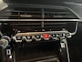 Peugeot 208 Allure 100 pk Navigatie / Apple Carplay/Android Auto / lichtmetalen velgen 16"