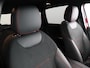 Mercedes-Benz B-klasse 180 Business Solution AMG (NL-Auto / Camera / ACC / Sfeerverlichting)