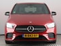 Mercedes-Benz B-klasse 180 Business Solution AMG (NL-Auto / Camera / ACC / Sfeerverlichting)