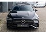 Mercedes-Benz CLA 180 AMG Line / PANODAK / HEAD UP / NIGHT / MEMORY / 1 EIG