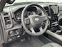 Dodge Ram 1500 pick up 4x4 Crew Cab Sport V8 Night LPG