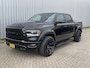Dodge Ram 1500 pick up 4x4 Crew Cab Sport V8 Night LPG