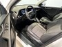 Kia Niro EV DynamicLine 64.8 kWh | Navigatie/Android/Apple Carplay | LM Velgen 17" | Cruise Control Adaptief | Airco |
