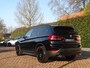 BMW X1 sDrive20i Sportif | All-Black | Uniek | Custom | 19 inch | Nav