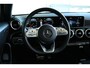 Mercedes-Benz A-klasse 180 Business Solution AMG | Cruise Control | PANO | Stoelverwarming | Camera | Navi | MAGNO GRIJS