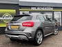 Mercedes-Benz GLA 200 Prestige AMG met Led !!! Leder / Alcantara !!! 19 Inch !!! Cruise !!!