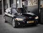 BMW 3-Serie Touring 330d M-Sport 340PK | TREKHAAK | LEDER | HUD | STOELVERWARMING