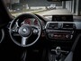 BMW 3-Serie Touring 330d M-Sport 340PK | TREKHAAK | LEDER | HUD | STOELVERWARMING