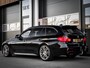 BMW 3-Serie Touring 330d M-Sport 340PK | TREKHAAK | LEDER | HUD | STOELVERWARMING