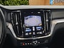 Volvo V60 2.0 B3 Momentum Advantage | Trekhaak | Camera | Stuur/stoelverwarming | Leder | 19" Velgen