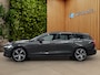 Volvo V60 2.0 B3 Momentum Advantage | Trekhaak | Camera | Stuur/stoelverwarming | Leder | 19" Velgen