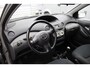 Toyota Yaris 1.3 VVT-i Sol keurige 5-deurs met airco