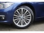 BMW 3-Serie Touring 318i Luxury Edition AUT | Dealer onh | Org NL | Navi Pro | Sportstoel | LED | DAB | Hifi | Camera | Stoelverwarming | Driving ass | Alarm kl.3 | Etc.