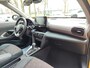 Toyota Yaris Cross 1.5 HYBRID EXECUTIVE 360°CAMERA STOEL/STUURVERW EL-ACHTERKLEP BLIND SPOT 18'' LM-VELGEN 4S-BANDEN PARK-SENSOREN NAVI APPLE/ANDROID BI-TONE