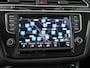 Volkswagen Tiguan 1.4 TSI Connected Series - Navigatie - Climate Control - Trekhaak
