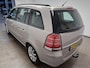Opel Zafira 1.6 Temptation 7 PERSOONS ! AFLEVEREN MET NIEUWE APK !