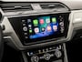 Volkswagen Touran 1.5 TSI Comfortline 7 Persoons 150Pk Automaat (APPLE CARPLAY, GROOT NAVI, CAMERA, TREKHAAK, ADAPTIVE CRUISE, SPORTSTOELEN, GETINT GLAS, PARKEERSENSOREN, NIEUWSTAAT)